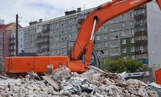 Вывоз строительного мусора с участка в Славгороде недорого от 1548 руб. | 2Землекопа-Слд