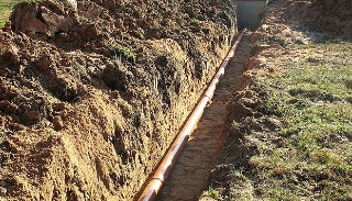 Копка траншей для водопровода в Славгороде: цена за метр от 929 руб.